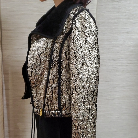 used like new Kids jacket 10-12 yo - Picture 5 of 8